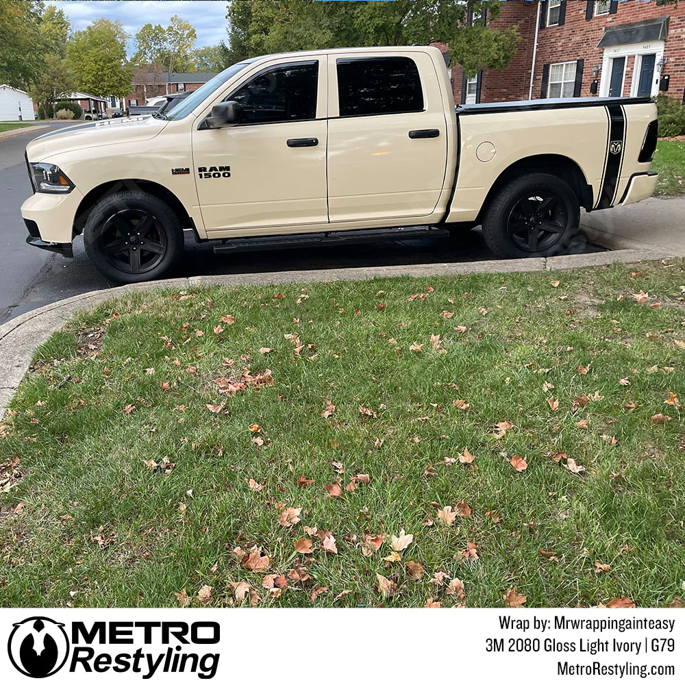 3M 2080 Gloss Light Ivory Vinyl Wrap | G79 - Image 12